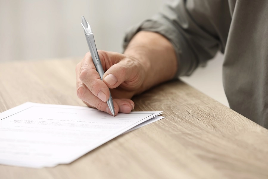 Step 4: Execute the Document with Proper Parties Present
